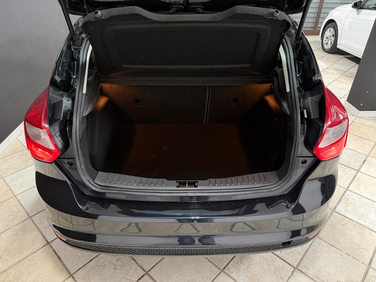 FORD Focus 1.6 TDCi (116) TITANIUM 2011