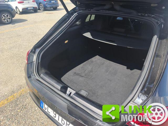 MERCEDES-BENZ CLA 200 d Automatic Shooting Brake Premium AMG-Line