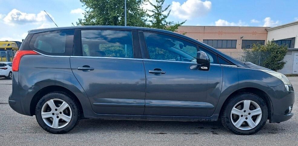 Peugeot 5008 2.0 HDi 150CV Tecno 7 posti