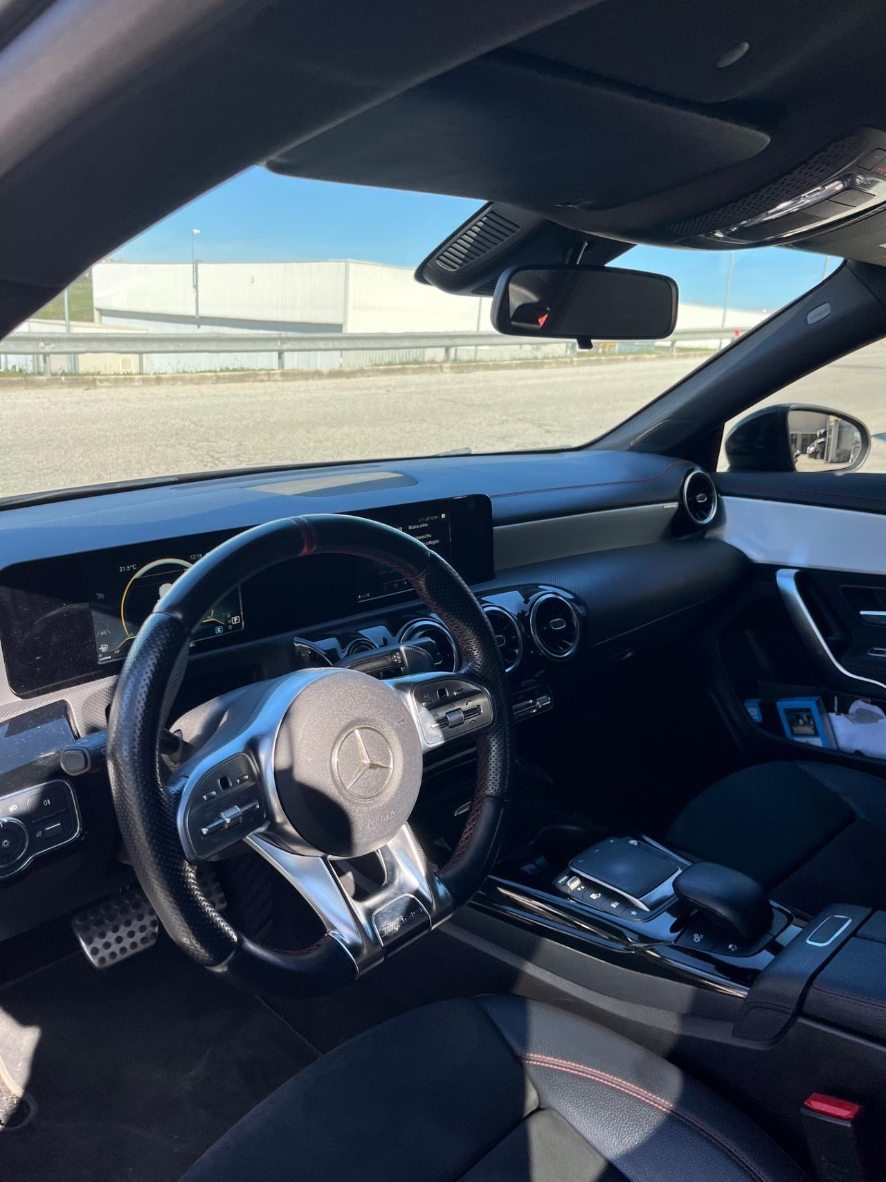 Mercedes-benz CLA 35 AMG
