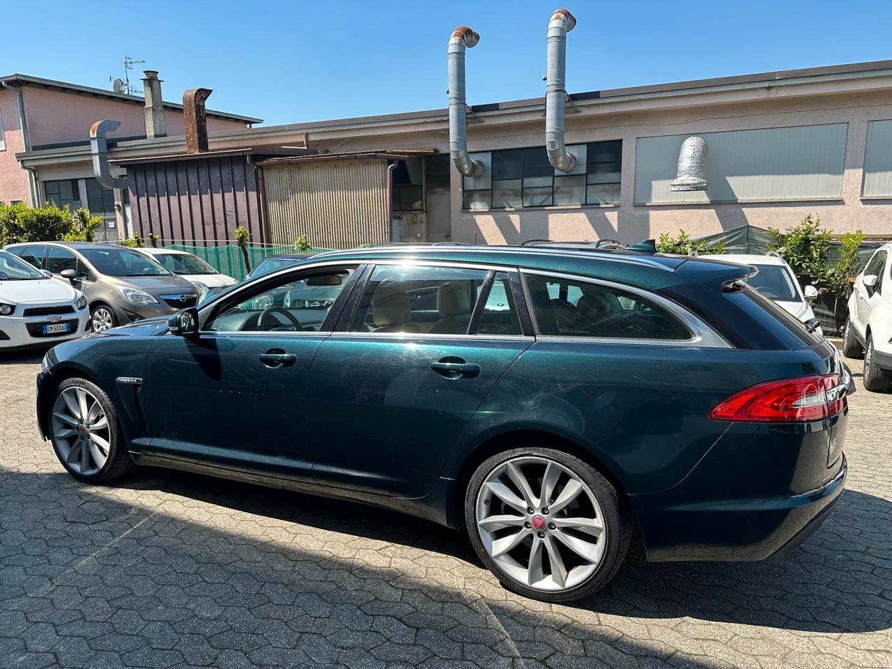 Jaguar XF Sportbrake 2.2 D 200 CV Luxury*EURO5B*FULL OPTIONAL
