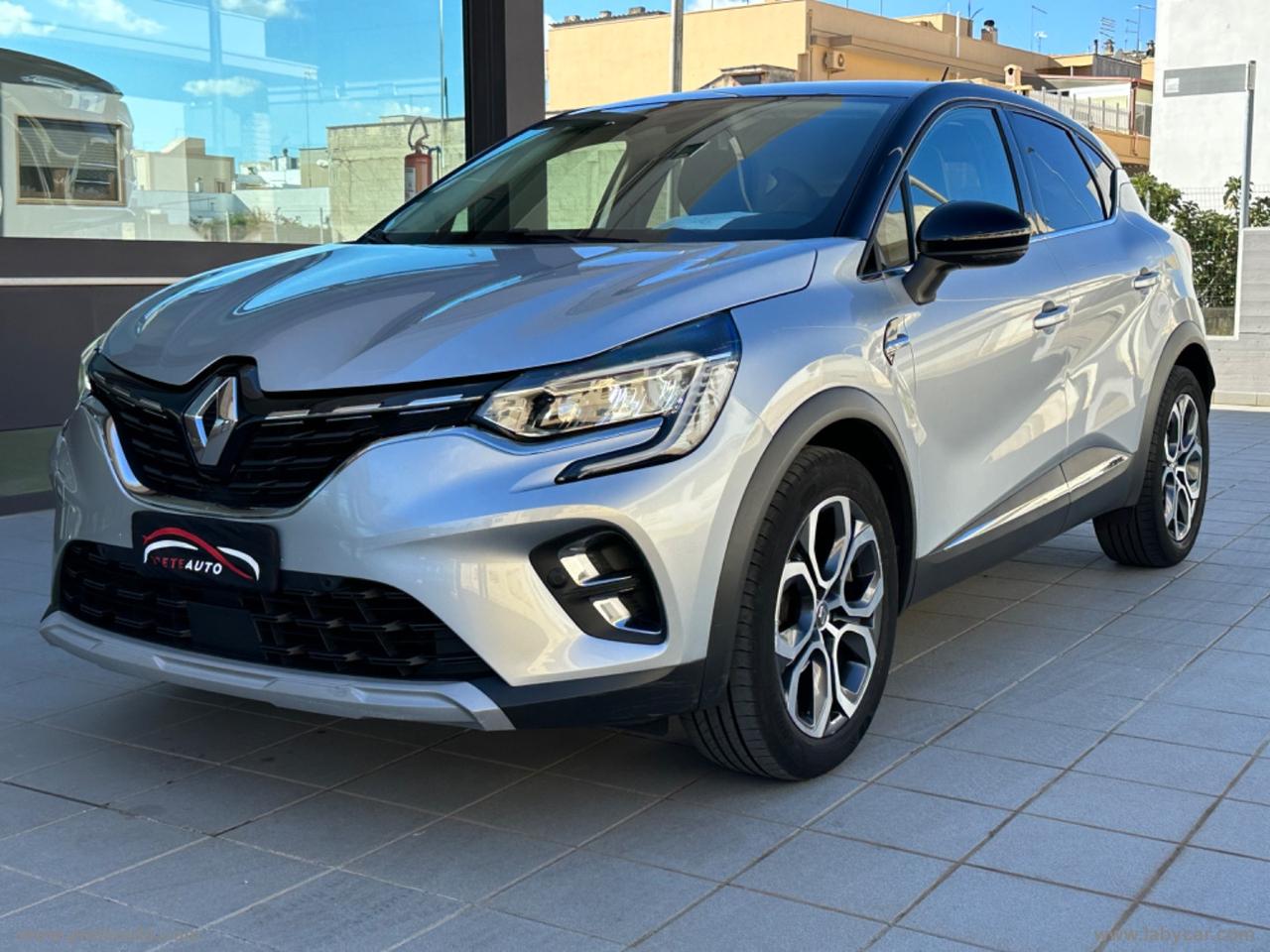 RENAULT Captur TCe 12V 100 CV GPL Intens