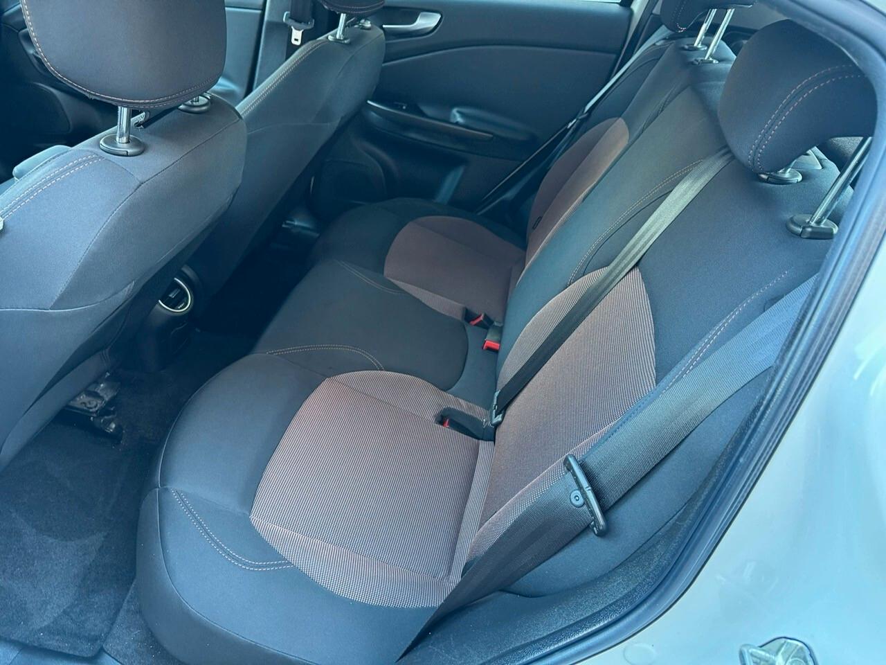 Alfa Romeo Giulietta 1.6 JTDm-2 105 CV Business*EURO5*CERCHI