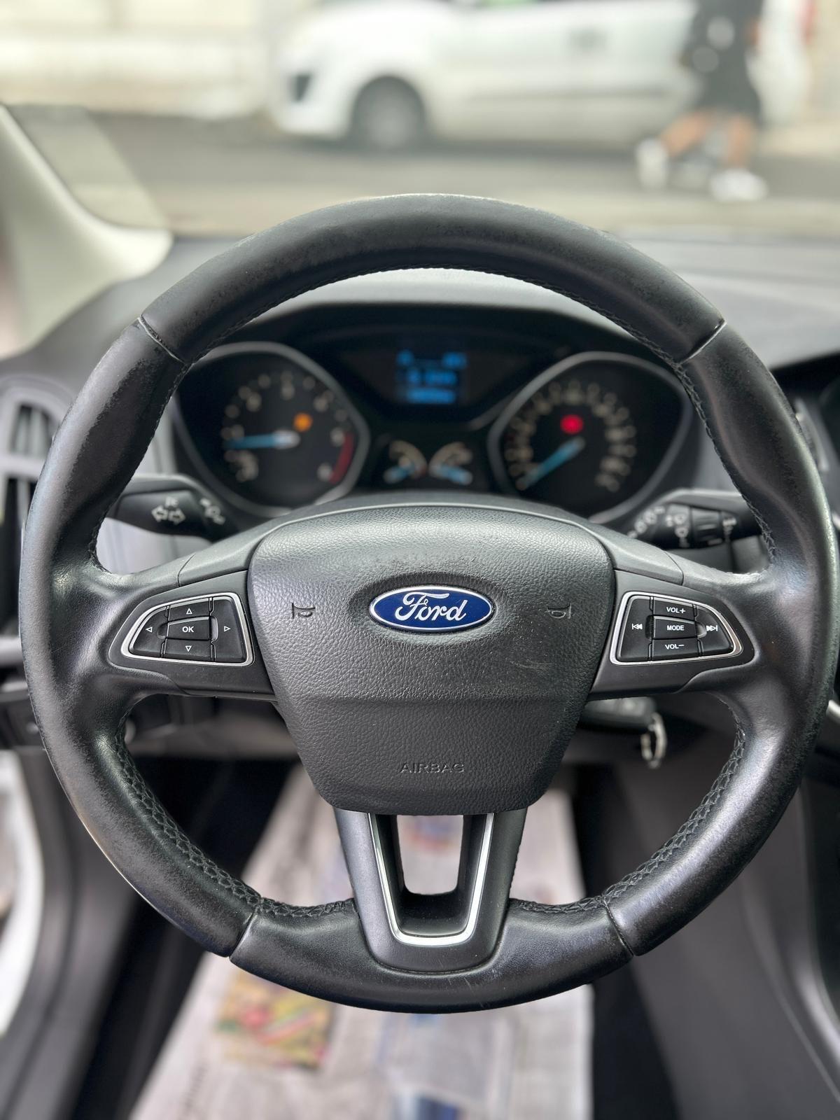 Ford Focus 1.5 TDCi 95 CV SW Plus-2015