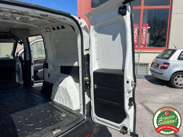 FIAT Doblo Doblò 1.6 105cv Cargo Maxi 2 posti Autocarro