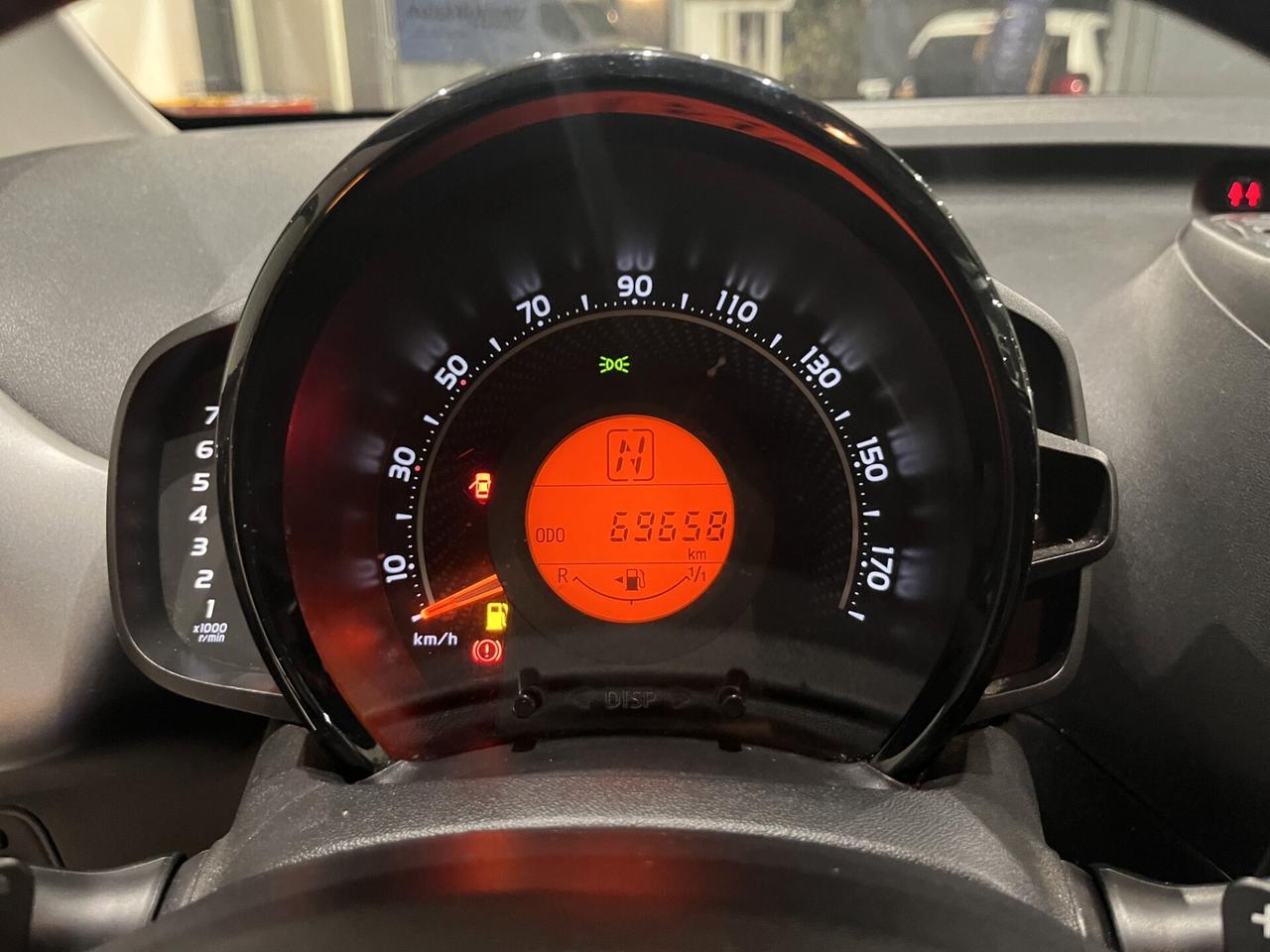 Toyota Aygo 5 porte x-play MMT