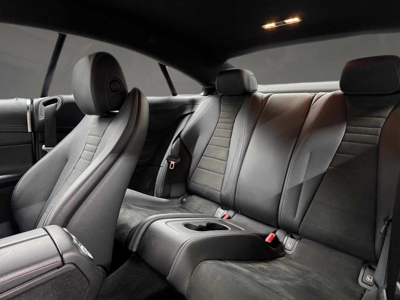 Mercedes-benz E 220 d Coupé Premium AMG Nig