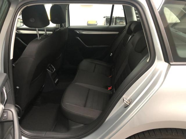 SKODA Octavia 1.6TDI DSG 116CV SW EXECUTIVE