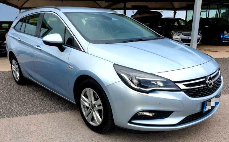 Opel Astra 1.6 CDTi 110CV - PARI AL NUOVO - FULL -