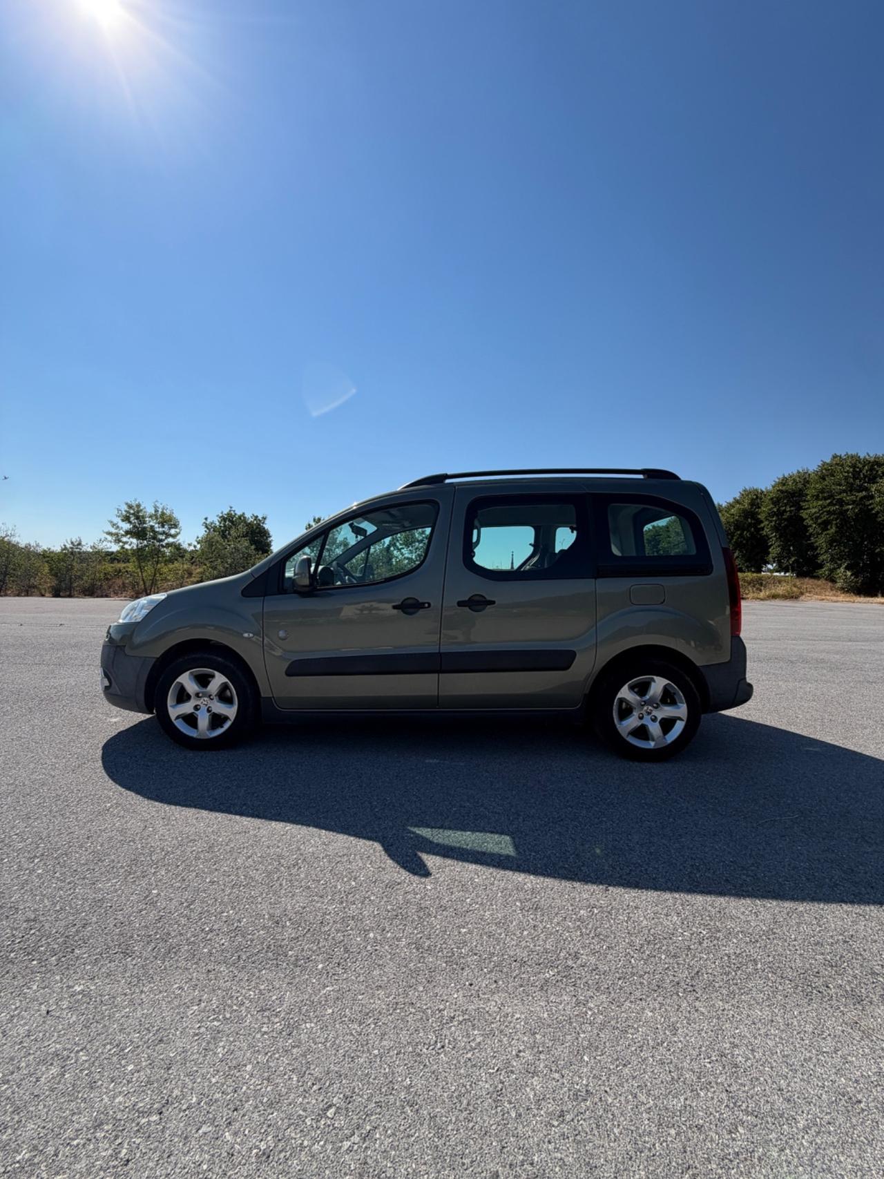 Peugeot Partner Tepee 1.6 HDi 115CV Outdoor