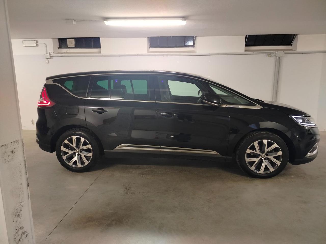 Renault Espace Initial Paris 7 posti