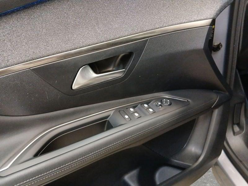 Peugeot 3008 1.5 bluehdi GT Line s&s 130cv