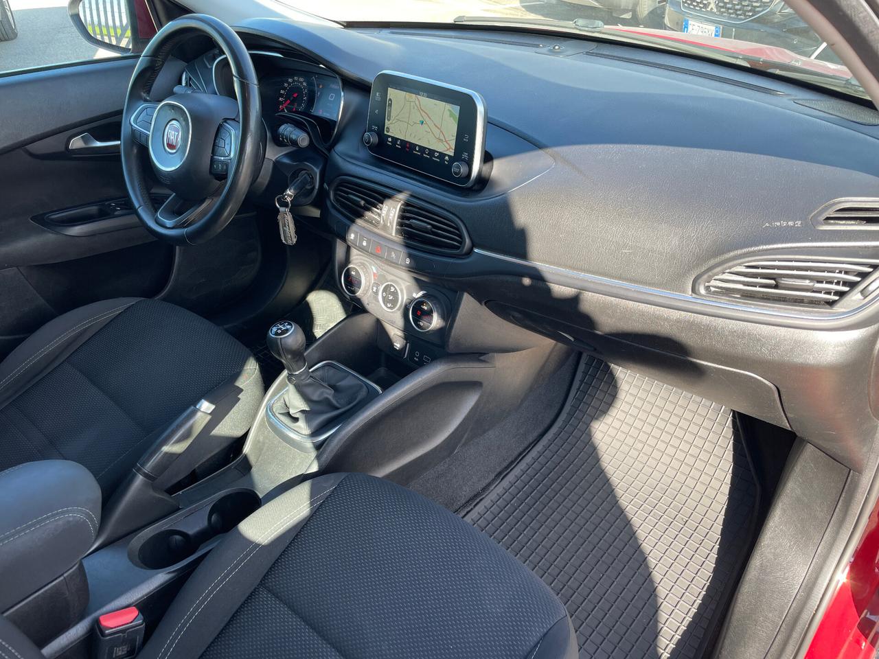 Fiat Tipo 1.3 Mjt 95CV SW Lounge-NAVIGATORE-RETROCAMERA