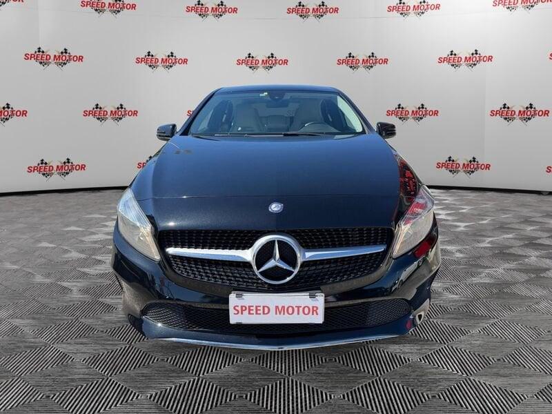Mercedes-Benz Classe A 200 d Automatic Sport, RETROCAMERA