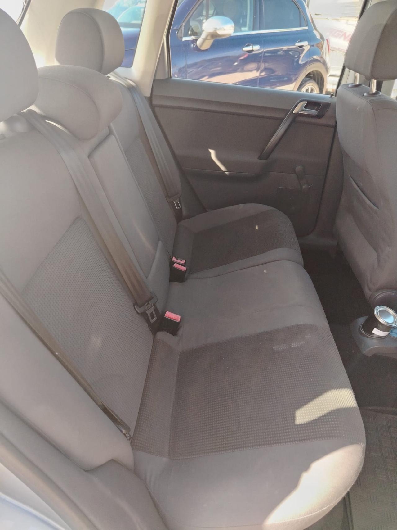 Volkswagen Polo 1.4/80CV 16V 5p. Comfort. BiFuel G per Neopatentati