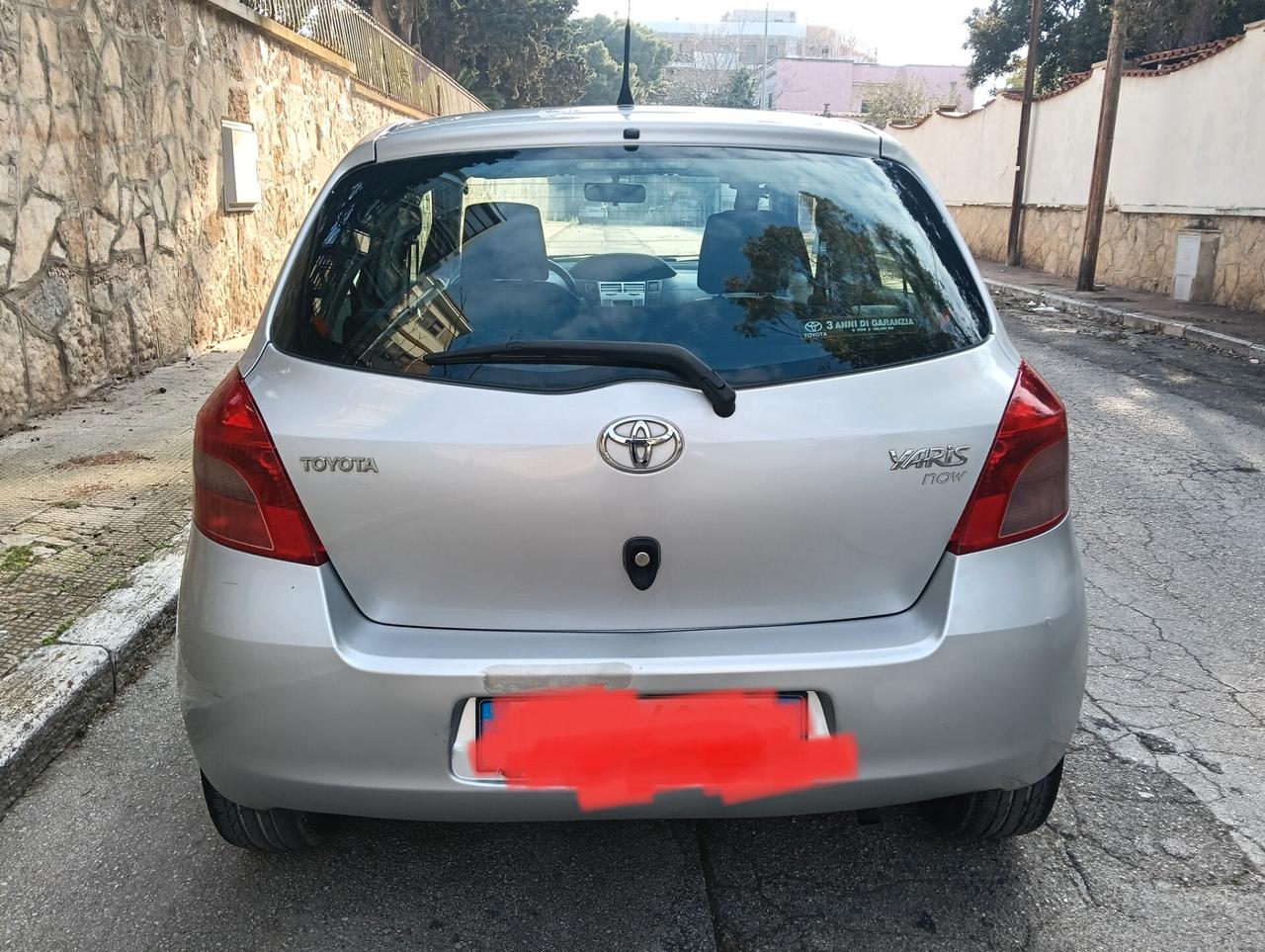 Toyota Yaris 1.0 5 porte Now km.120000 ORIG. FULL.NUOVA