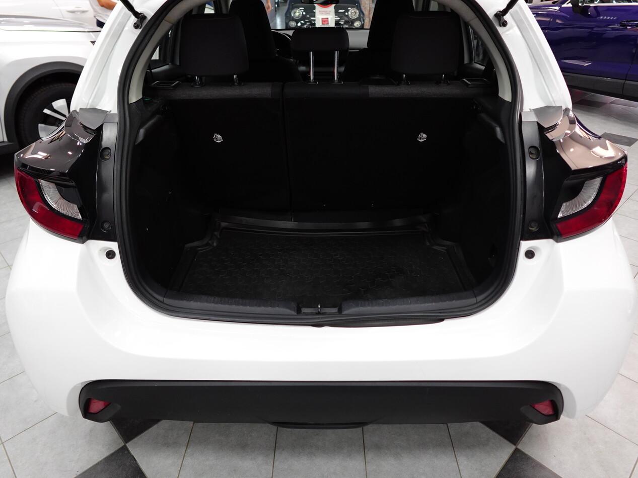 Toyota Yaris 1.5 E-CVT HYBRID 116 CV BUSINESS