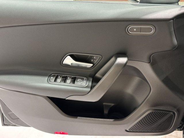 MERCEDES-BENZ A 180 d Automatic Advanced