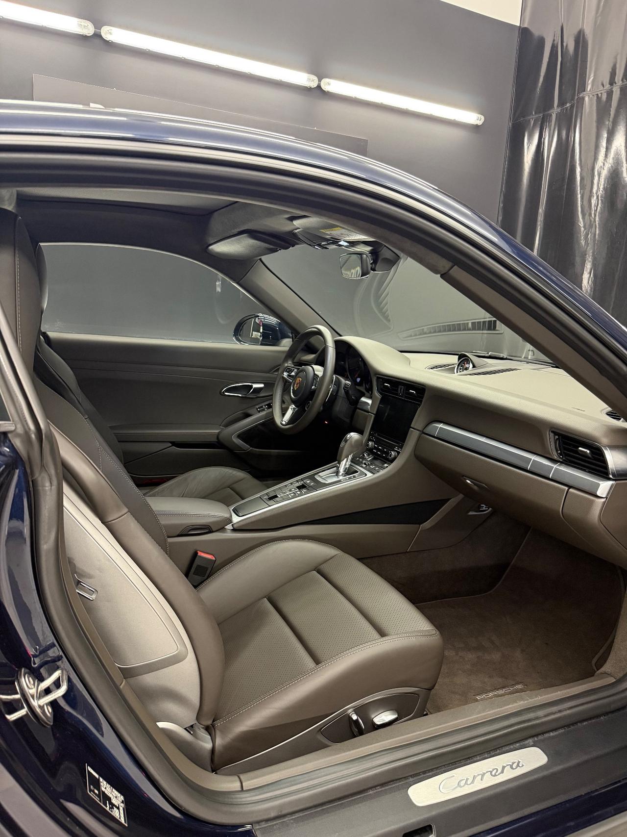 Porsche 911 3.0 Carrera Coupé