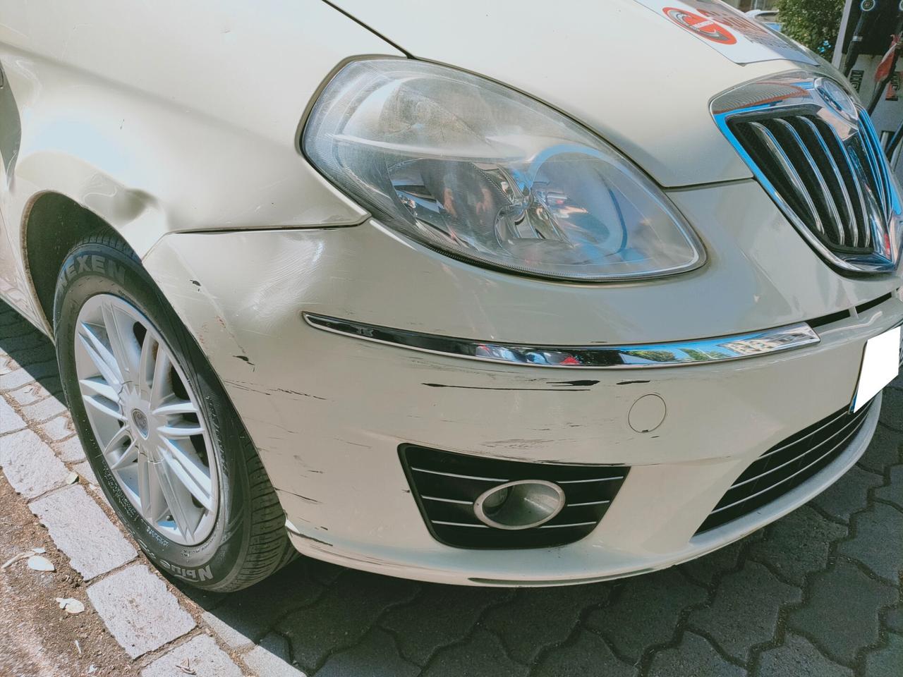 Lancia MUSA 1.3 Multijet 70 cv Argento