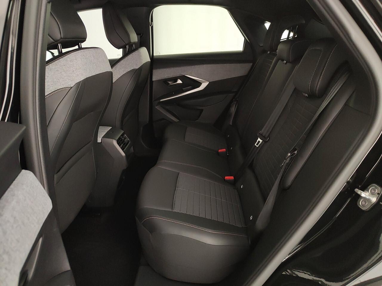 Peugeot 3008 e-3008 motore elettrico (73kWh) 210 CV Allure