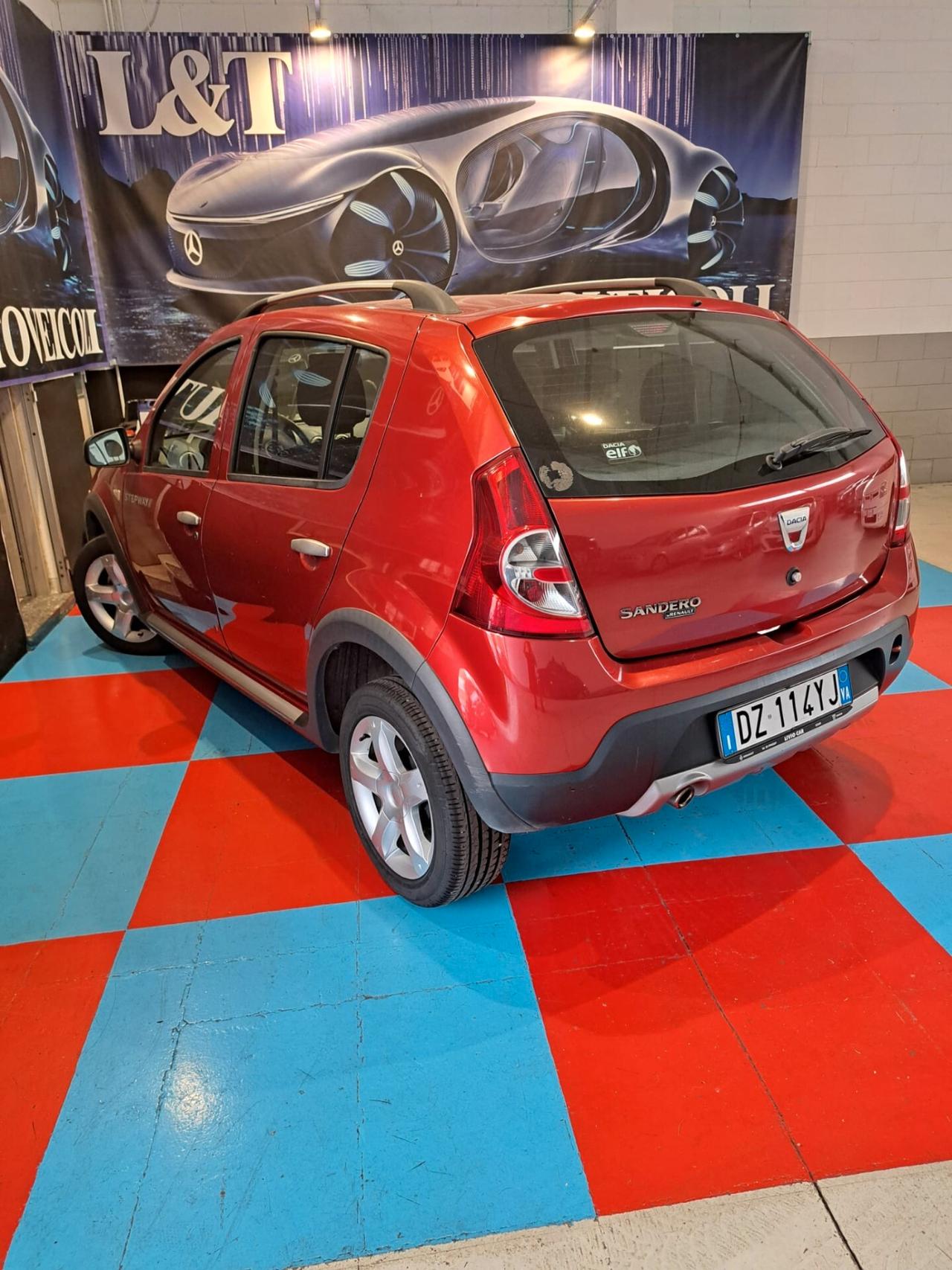 Dacia Sandero Stepway 1.6 8V 90CV OK NEOPATENTATI