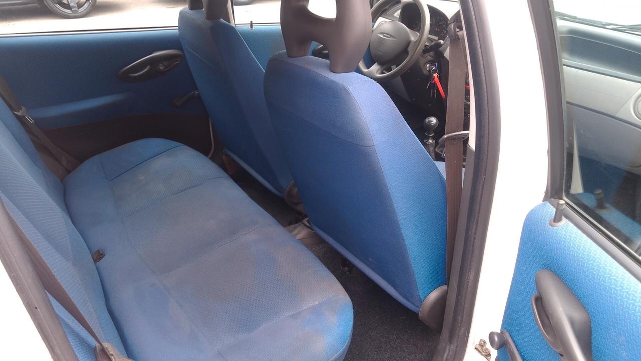 Fiat Punto 1.2i cat 5 porte 100milakm NEOP 2003