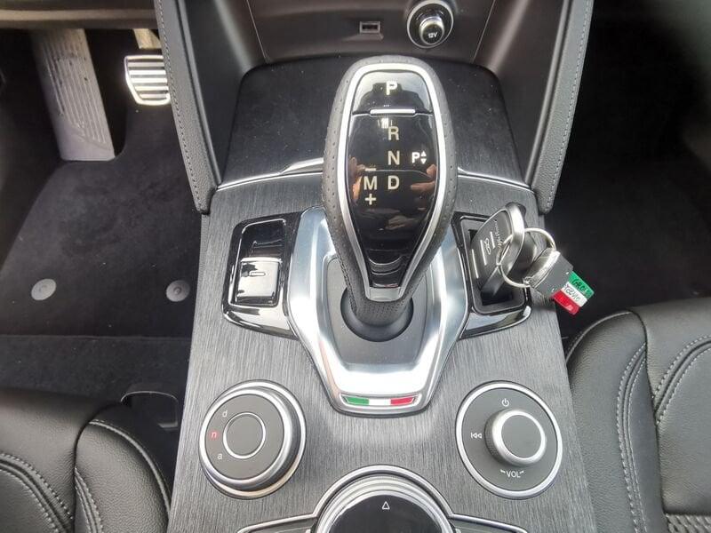 Alfa Romeo Stelvio 2.2 Turbodiesel 160 CV AT8 RWD Sprint