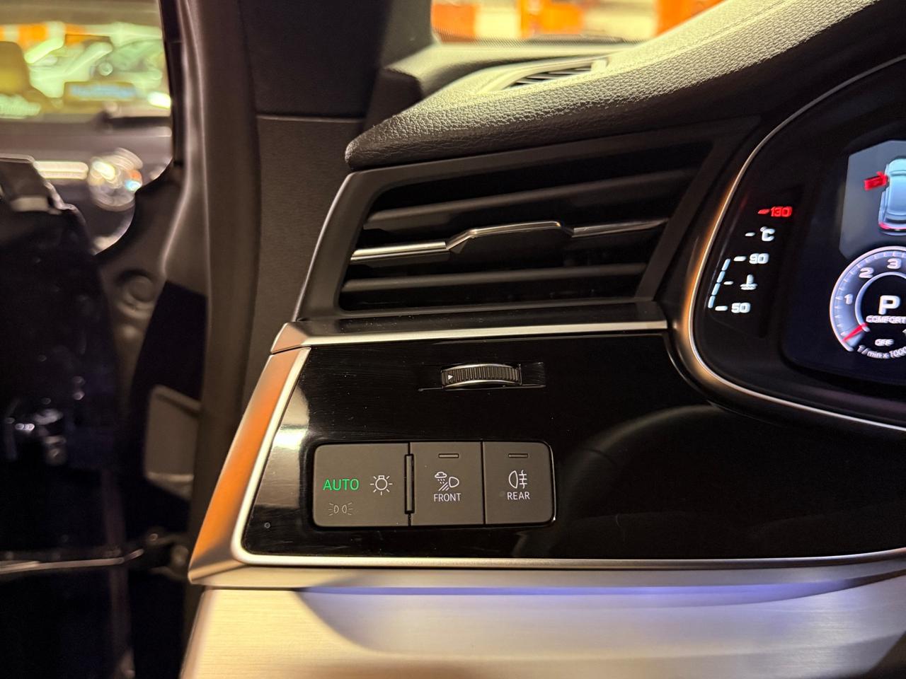 PAZZESCA AUDI Q8 S-LINE MILD-HYBRID CON SOLI 17.621 KM