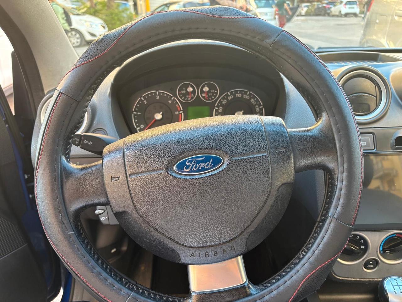 Ford Fiesta 1.4 TDCi 5p. Ghia