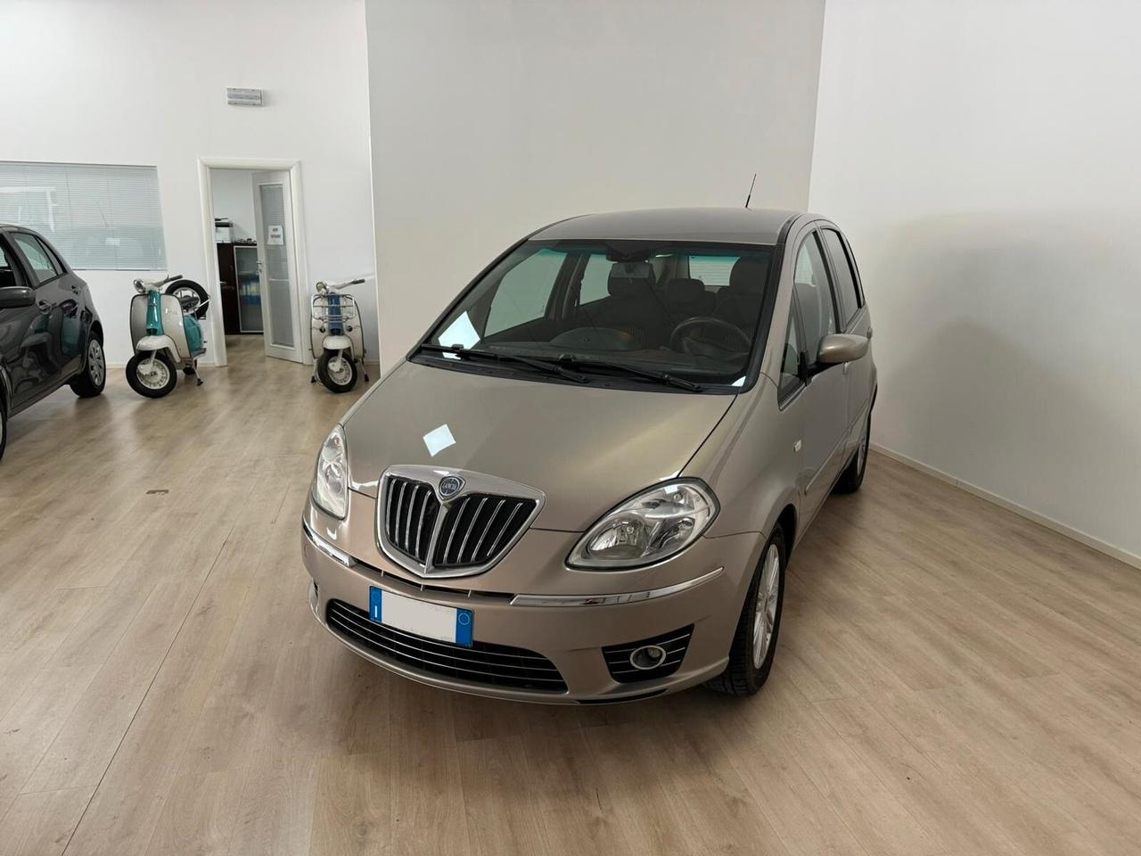 Lancia MUSA 1.4 16V AUTOMATICA