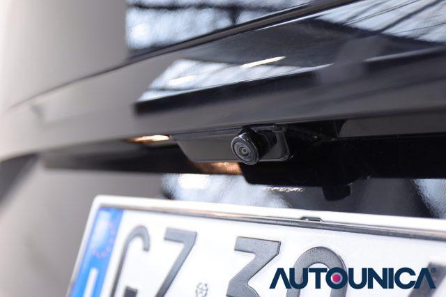 FORD Tourneo Custom 320 2.0 ECOBLUE 170CV AUTOMATICO PL TITANIUM