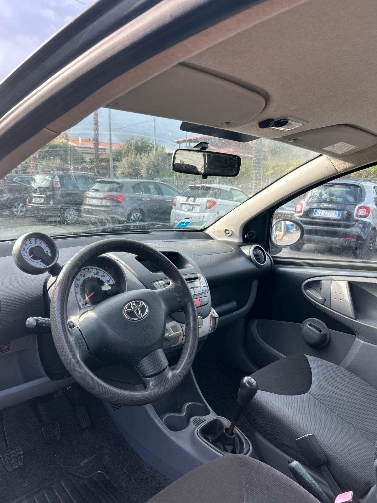 Toyota Aygo 1.0 67CV - 2006