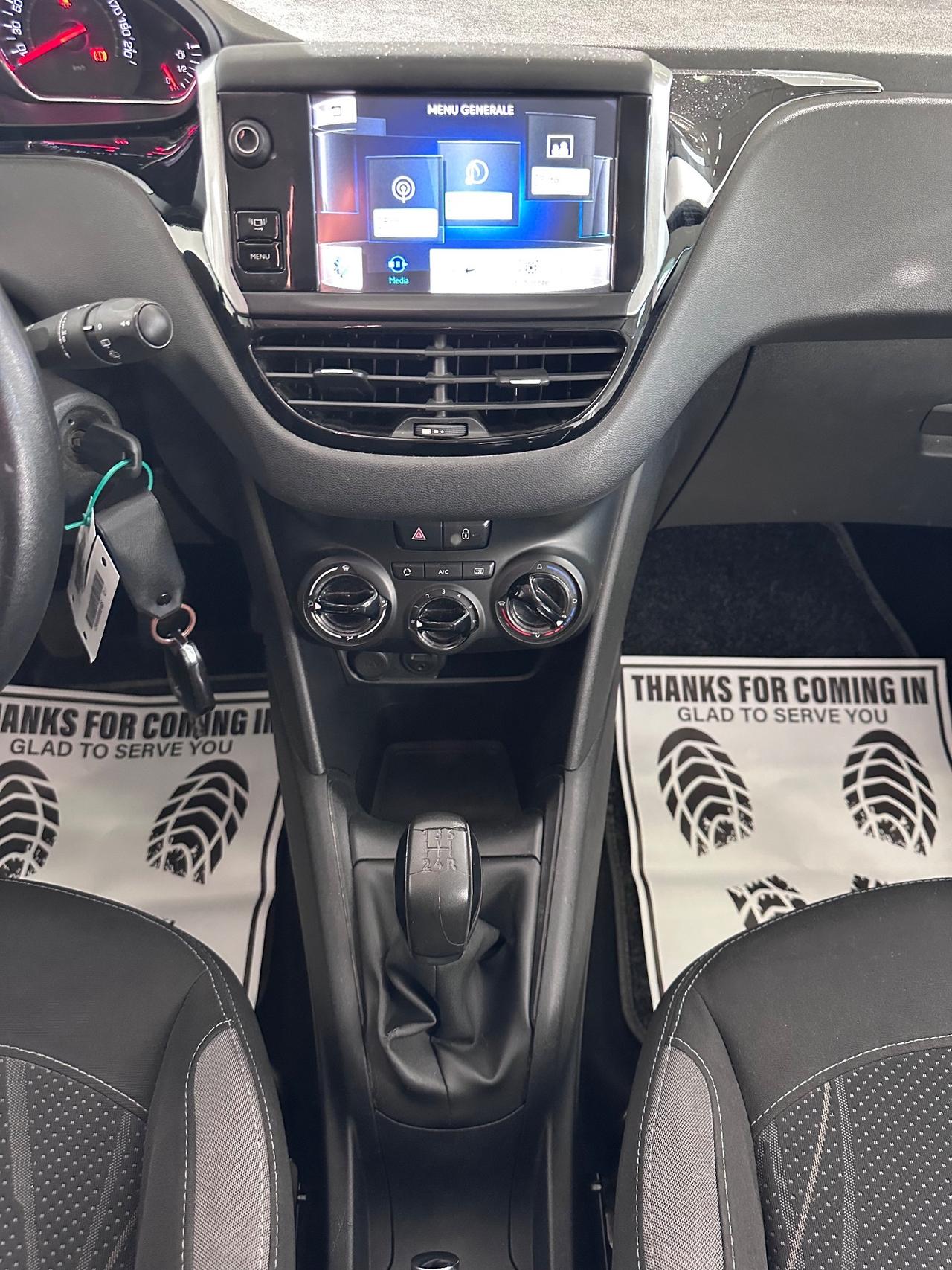 Peugeot 208 1.2 Benzina 82 CV 5 porte Ok Neopatentati