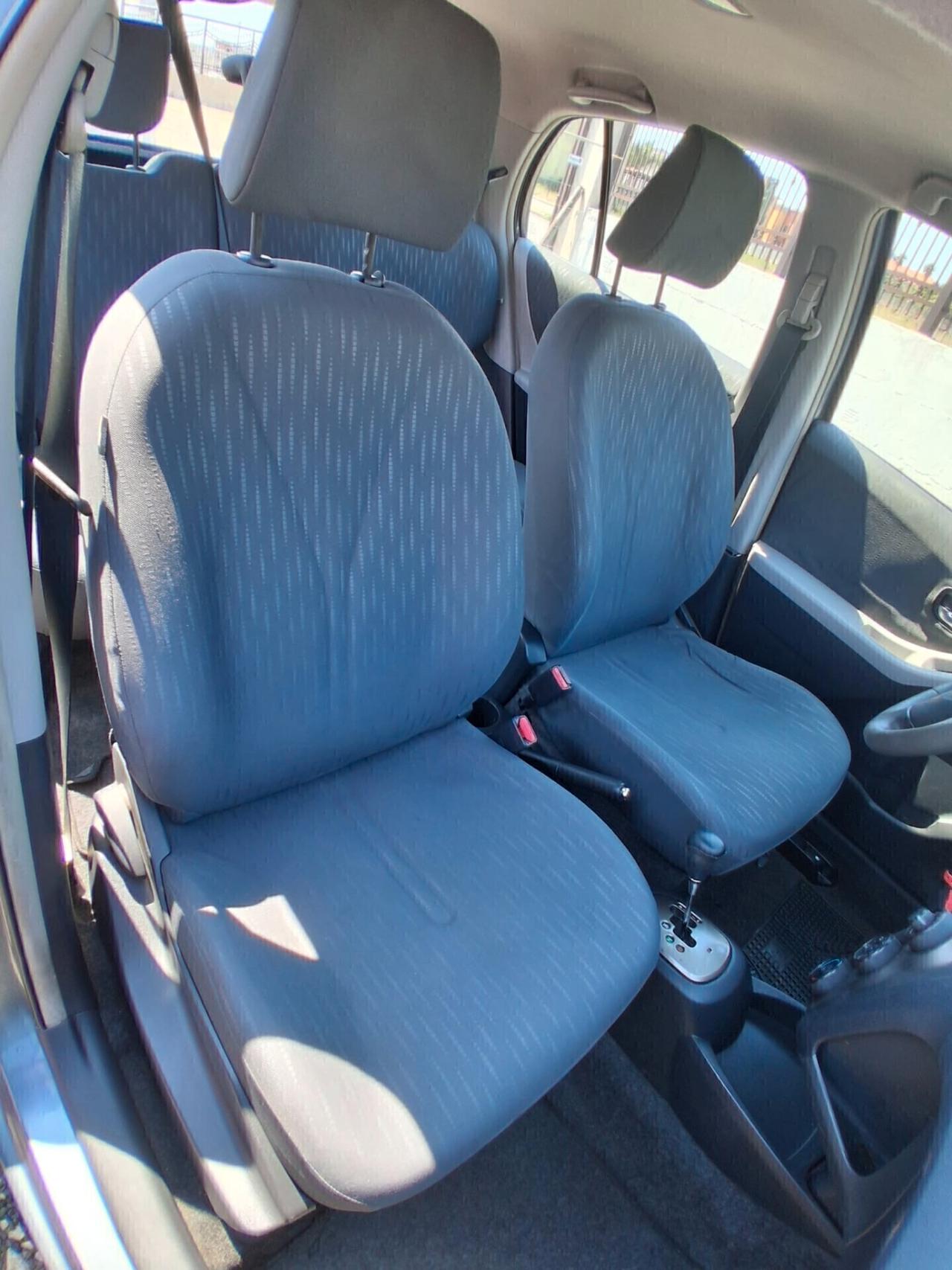 Toyota Yaris 1.4 D-4D 5 porte - Cambio Automatico