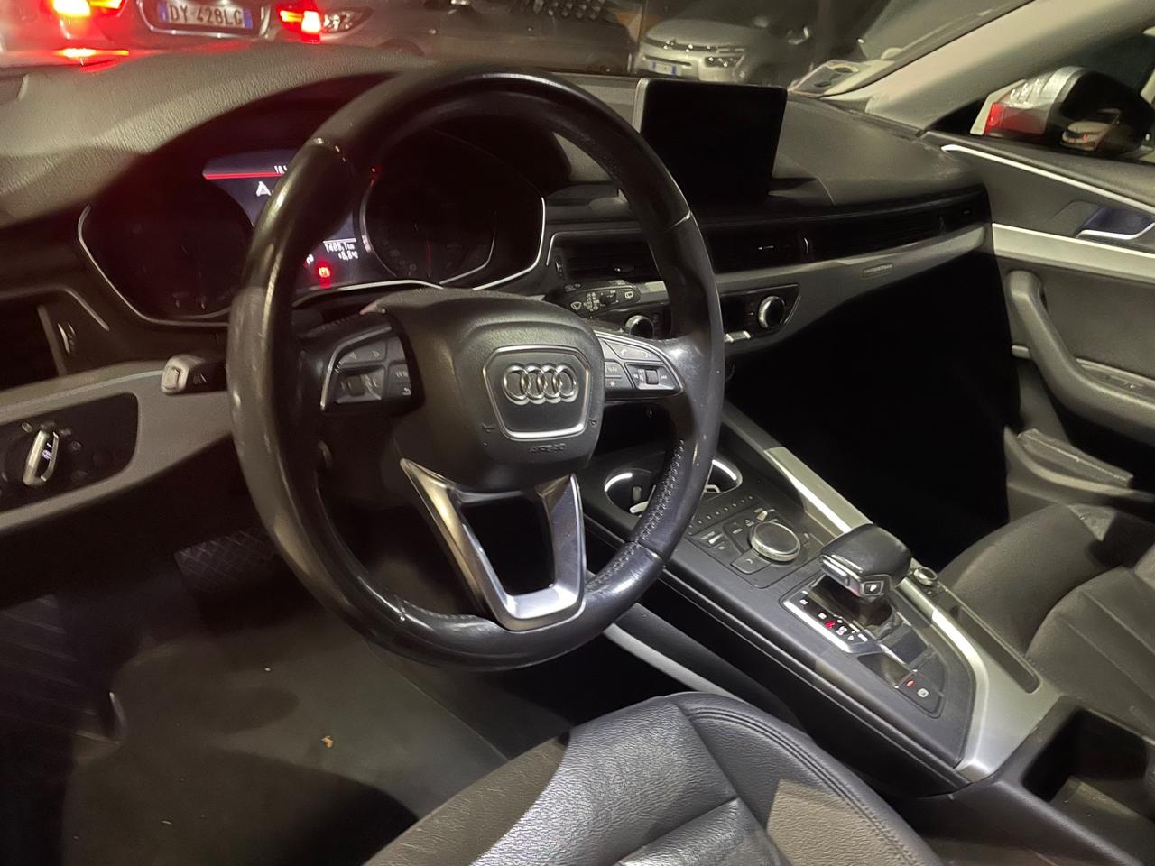 Audi A4 allroad 3.0 TDI 218 CV*Automatik*Pelle*Navi
