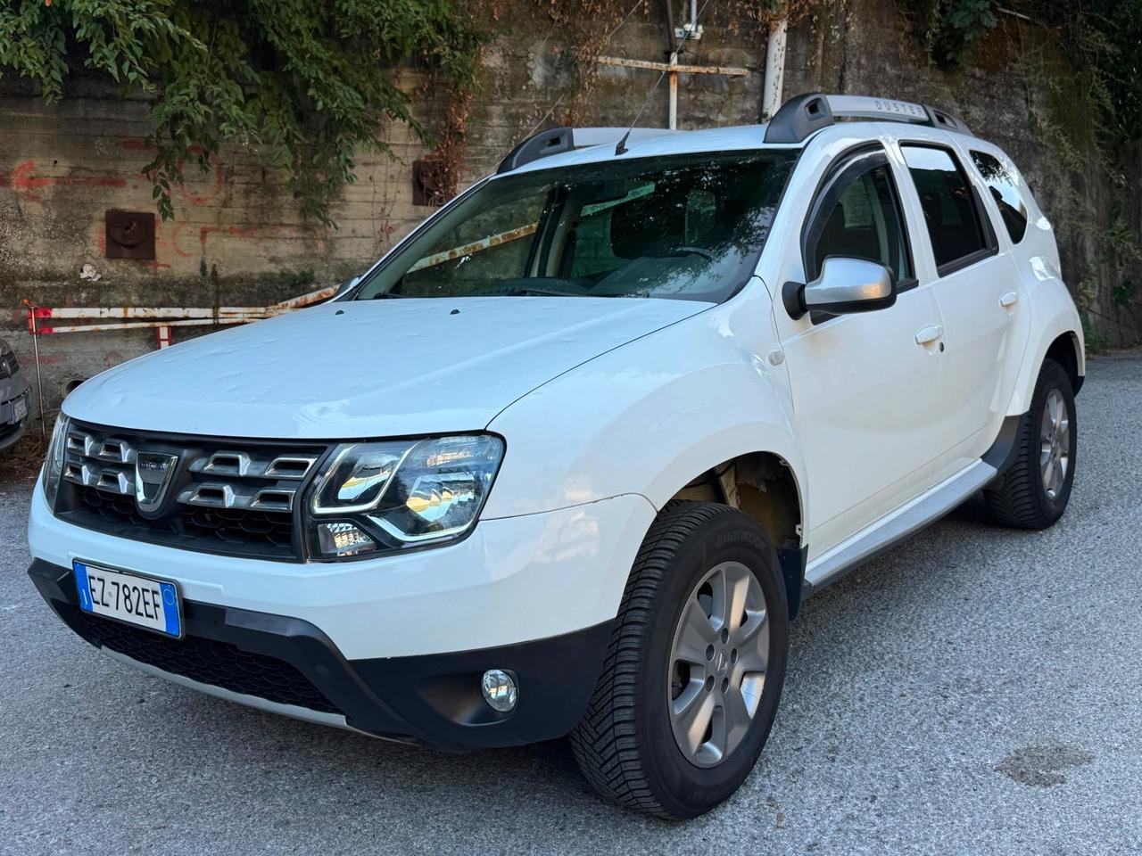 Dacia Duster 1.5 dCi 4x4 - 2015 leggermente grandinata