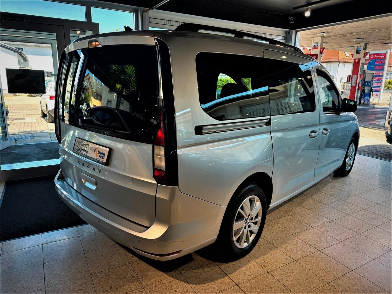 Volkswagen Caddy 2.0 TDI 122 CV DSG Style Maxi 7 posti