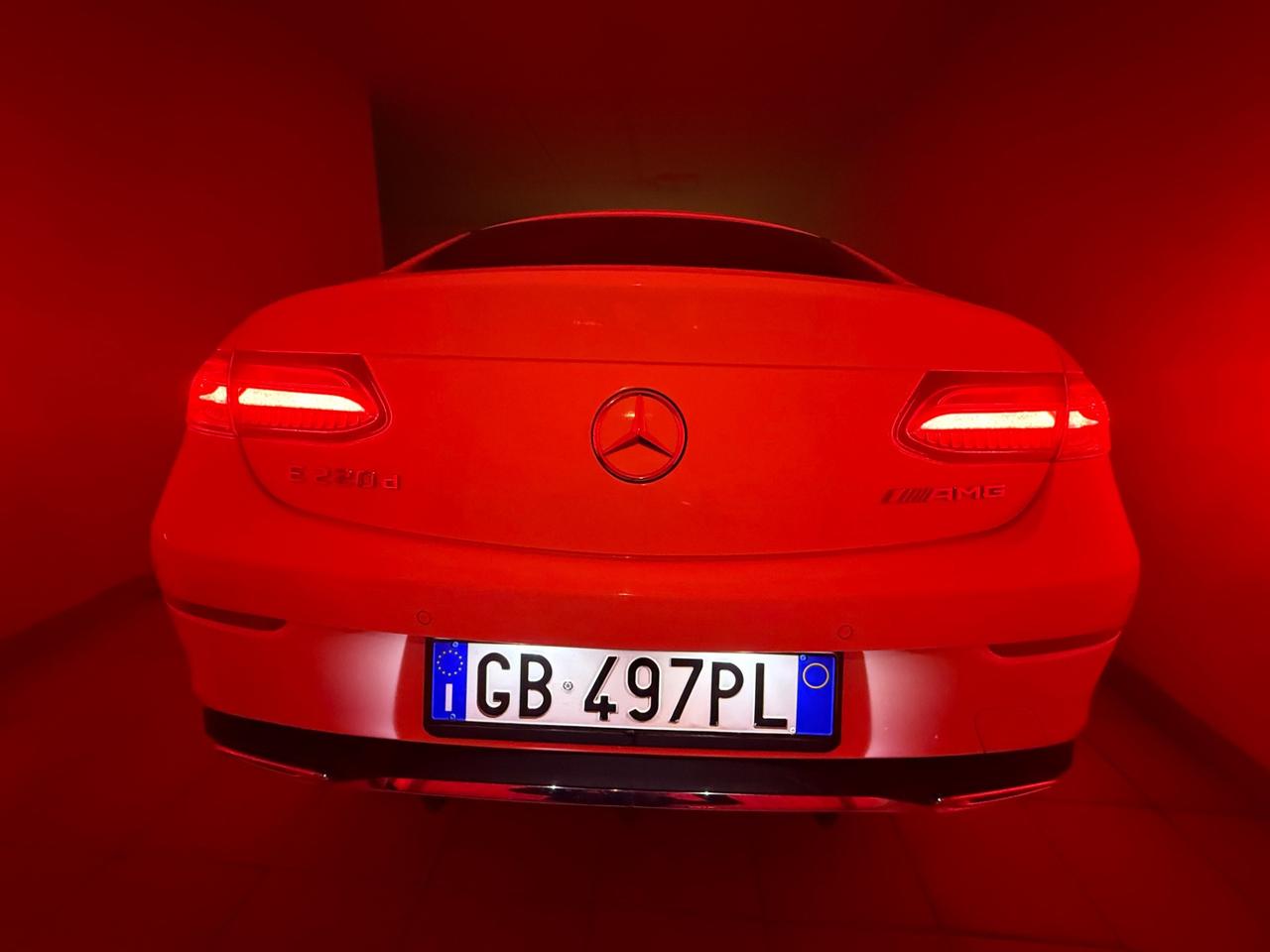 Mercedes-benz E220 Premium Plus