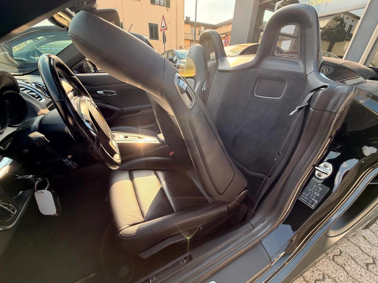 Porsche Boxster 2.7 Black Edition Cabrio