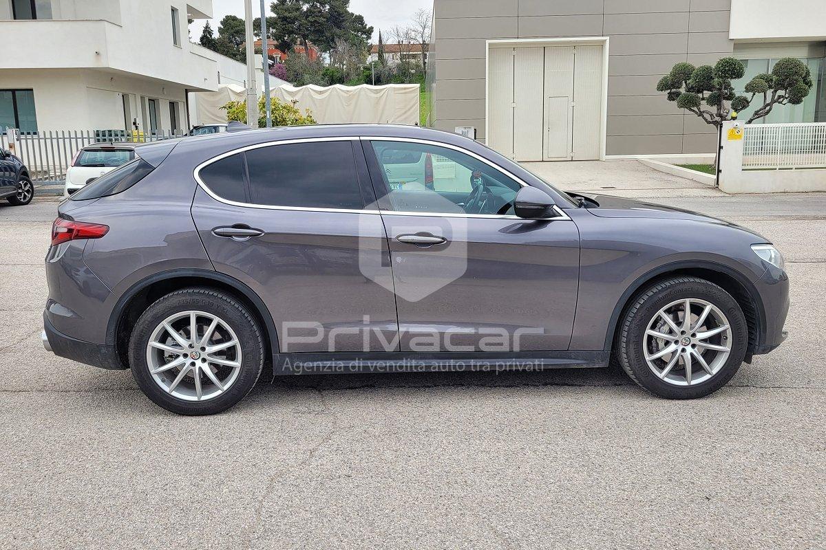 ALFA ROMEO Stelvio 2.0 Turbo 200 CV AT8 Q4 Executive
