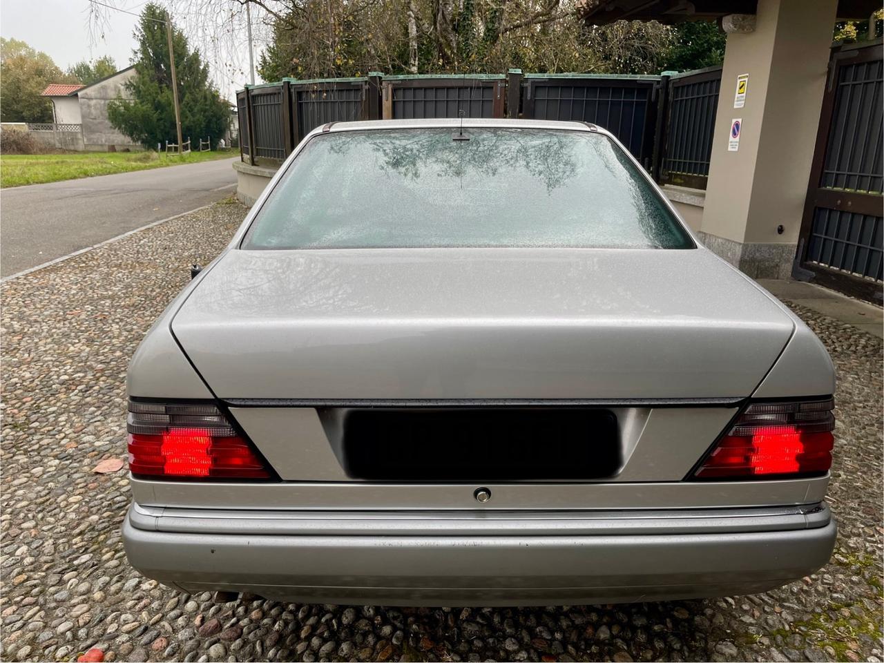 Mercedes-benz 300 CE Coupe *SOLO 46000 KM*