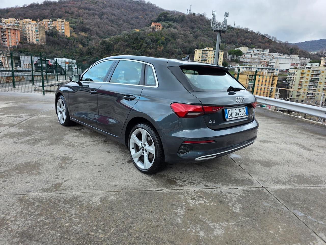 Audi A3 35 TFSI S tronic S-line edition