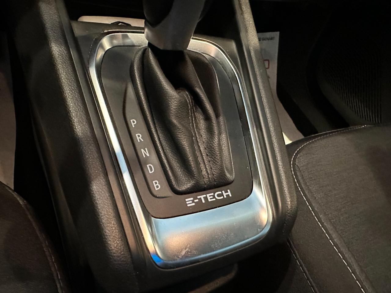 Renault Captur Full Hybrid E-Tech 145 CV Zen