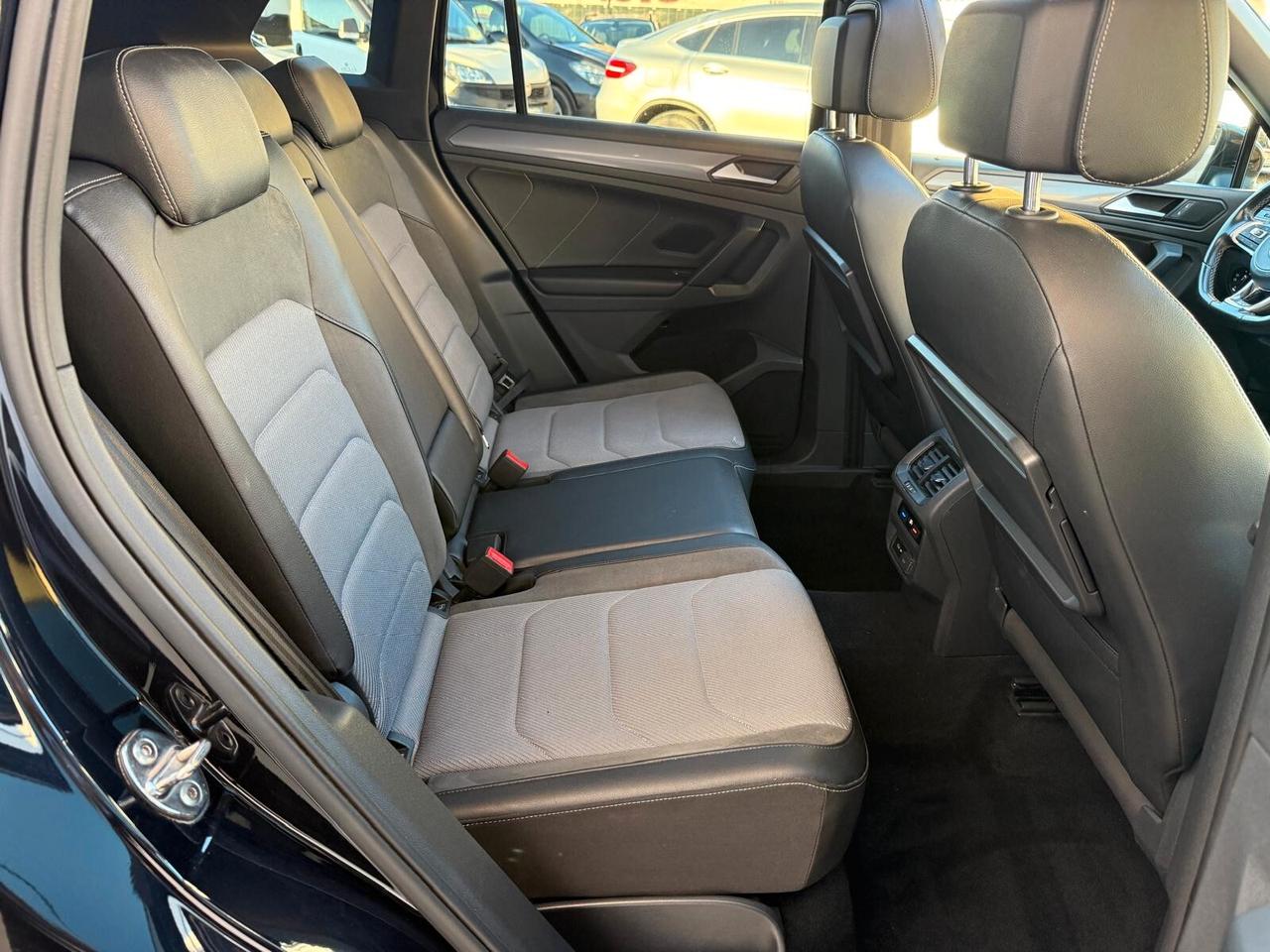 Volkswagen Tiguan 2.0 TDI 150CV R-LINE DSG