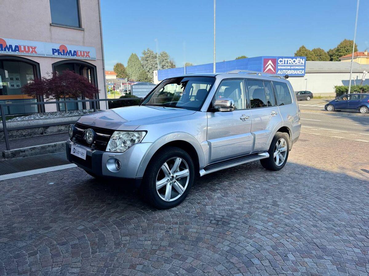 Mitsubishi Pajero 5 Porte Pajero 3.2 CR Invite 5p