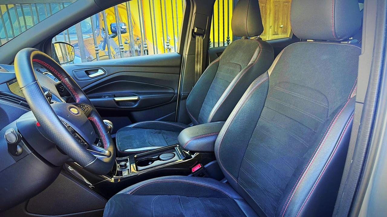 Ford Kuga 1.5 Tdci ST-Line - 2019