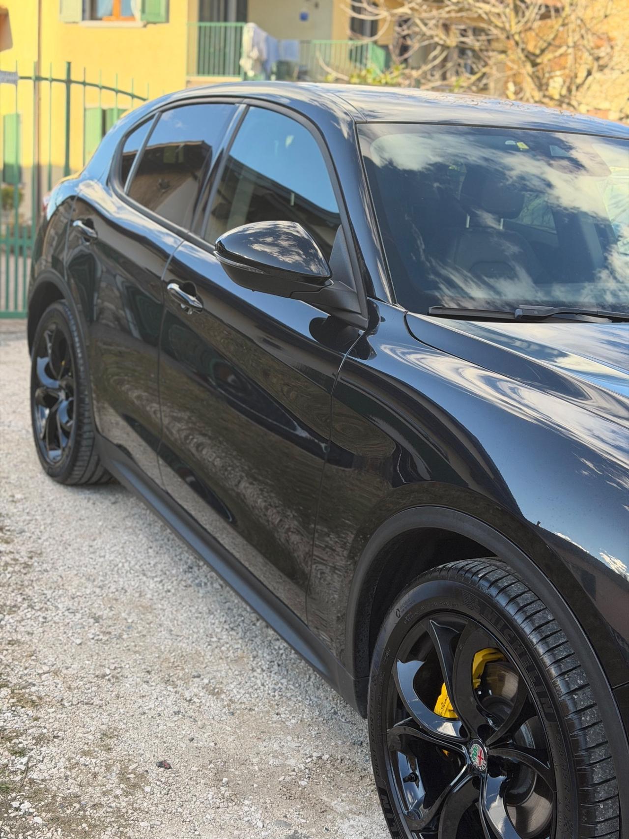 Alfa Romeo STELVIO 2.2d AT8 SUPER FULLOPT UNICOPR