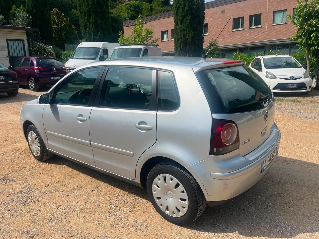 Volkswagen Polo 1.4 16V FSI 5p. Sportline