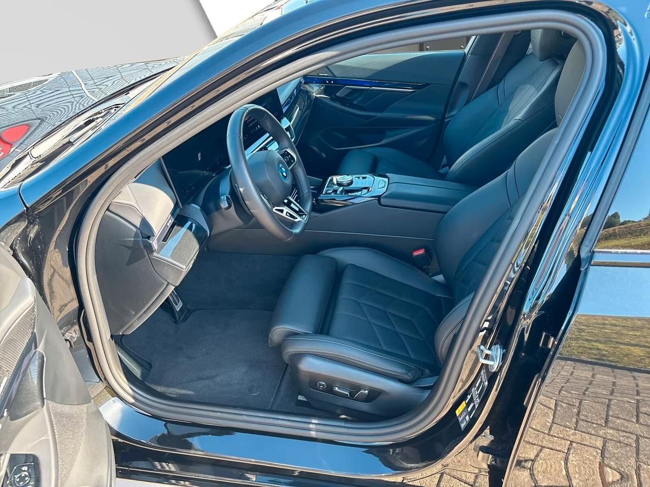 Bmw 530 530E XDRIVE M-SPORT PRO/ 360°/ HARMAN & KARDON/ TETTO/ PELLE/